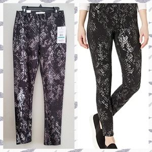 Skinny Girl Bailey Seamless Pull-On Legging in Gunmetal Snakeskin